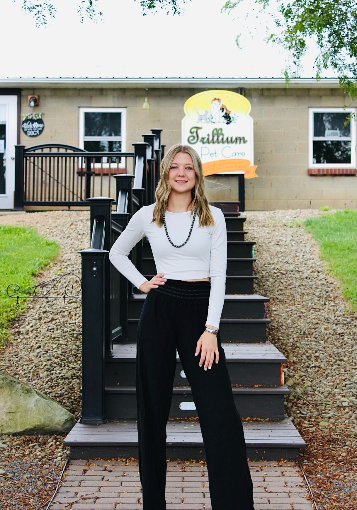 a0b931587d2840aa9154fc5f34785b1f-1